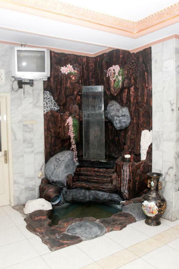 Hotel Wiwi Perkasa 2 인드라마유 외부 사진