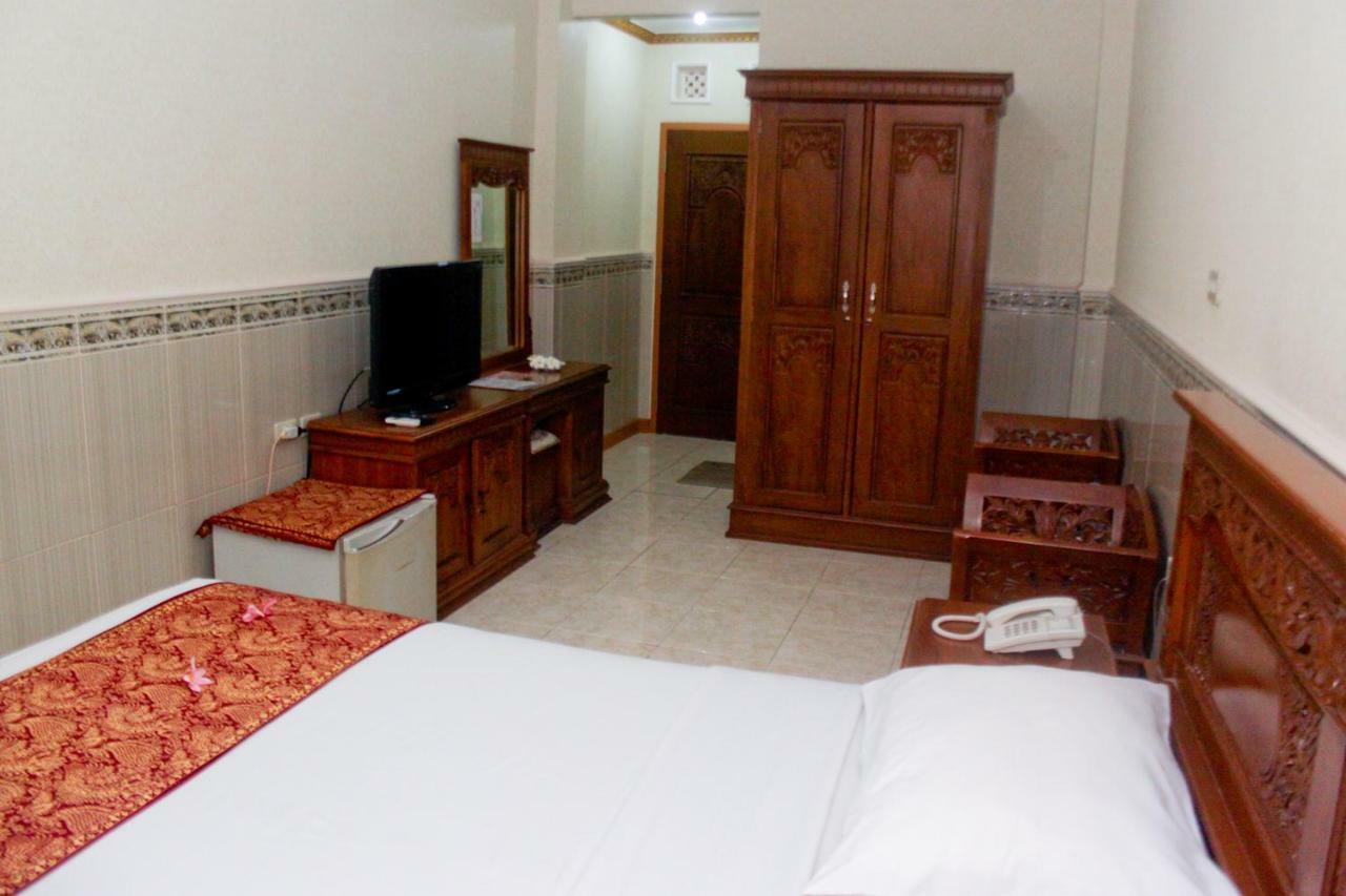 Hotel Wiwi Perkasa 2 인드라마유 외부 사진