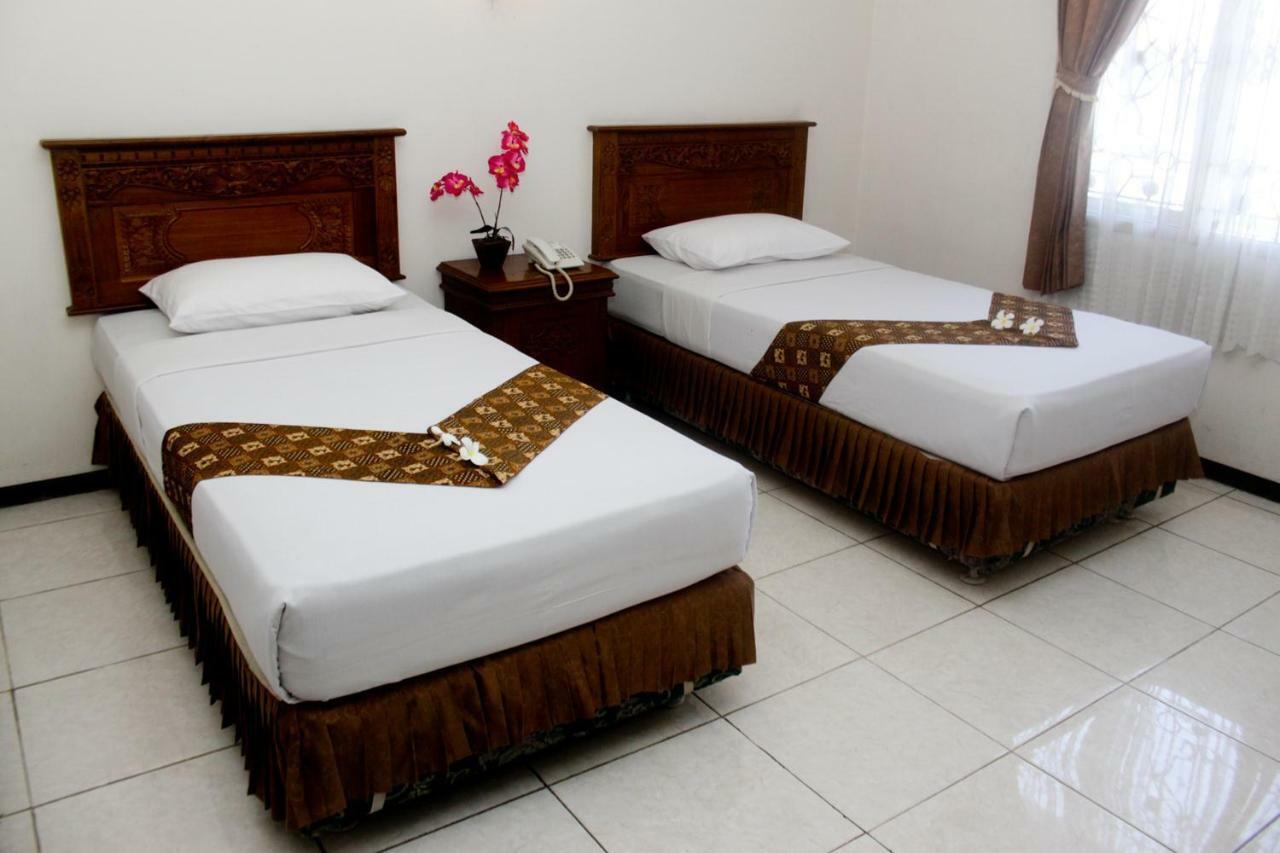 Hotel Wiwi Perkasa 2 인드라마유 외부 사진